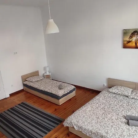 Lilia House ホテル