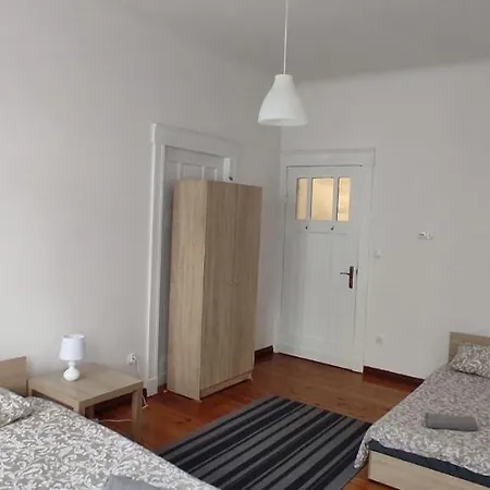 Lilia House بوزنان